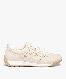 baskets femme unies avec perforations en forme de fleurs beige baskets et tennisD266001_1