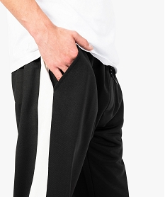 pantalon droit a bande laterales noirD342501_2
