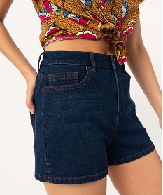 short femme en jean coupe large fendu sur les cotes bleu shortsD358101_2