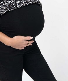 jean de grossesse coupe slim avec bandeau haut noir pantalonsD367601_2
