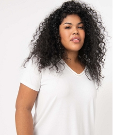 tee-shirt femme grande taille avec col v fantaisie blancD404801_2