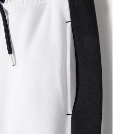 pantalon de jogging garcon avec bandes contrastantes sur les cotes blanc pantalonsD553101_2