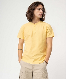 tee-shirt homme col tunisien en maille texturee jaune tee-shirtsD610101_2