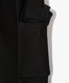 pantalon de sport garcon avec larges poches a rabat sur les cuisses noirD676701_2