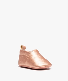 chaussons de naissance bebe fille irises a motifs coeurs en relief roseD936201_2