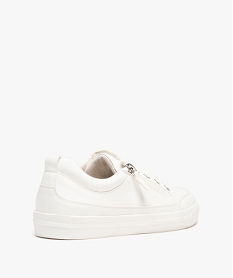 baskets femme unies a lacets et zip motif croco blancD979501_4