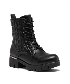 boots femme dessus uni et matelasse a semelle crantee noir