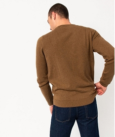 pull en coton homme avec maille fantaisie sur lavant beige pullsE062301_3