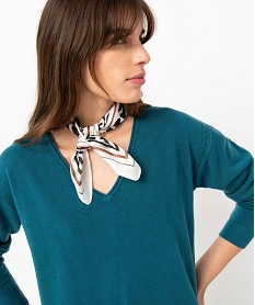 pull femme en maille fine avec large col v bleu pullsE113401_2