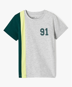 GEMO Tee-shirt garçon à manches courtes avec bandes colorées Multicolore