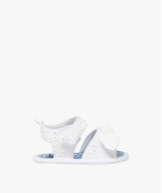 GEMO Chaussons de naissance bébé fille sandales à scratch en coton brodé Blanc