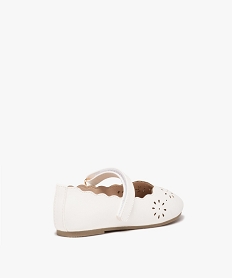 ballerines fille unies a motifs ajoures et bride scratch blanc ballerinesE450801_4