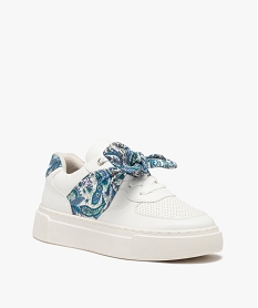 baskets femme unies avec dessus bandana noue blanc baskets et tennisE483001_2