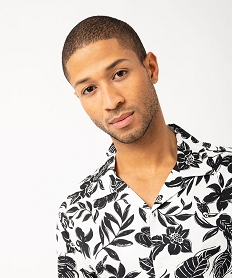 chemise manches courtes avec col cubain a motif tropical homme blanc chemise manches courtesE564001_2