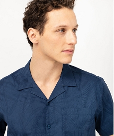 chemise manches courtes col cubain imprime feuillage en relief homme bleu chemise manches courtesE565101_2