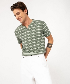 tee-shirt manches courtes a rayures et col fantaisie homme vertE580001_1