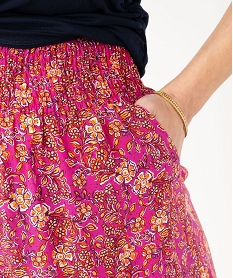 short maternite a motifs fleuris avec large ceinture smockee rose shortsE584401_2