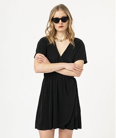 robe portefeuille a manches courtes en maille plissee femme noirE650201_1