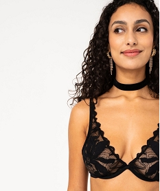 soutien-gorge corbeille forme foulard en dentelle noir soutien gorge avec armaturesE765301_1