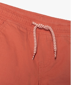 pantalon garcon en toile avec taille et chevilles elastiquees rougeE776001_2