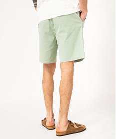 bermuda chino en coton stretch et taille elastiquee homme vertE865801_3