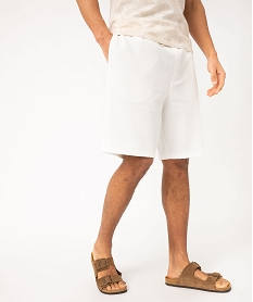 bermuda en maille avec ceinture ajustable homme blanc standard shorts et bermudasE876301_2