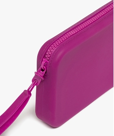 trousse a maquillage zippee en silicone avec dragonne rose standard autres accessoiresF002401_3
