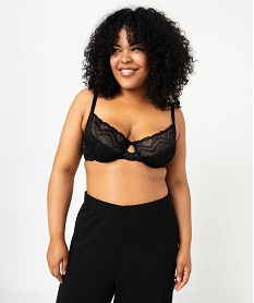 soutien-gorge grande taille emboitant a armatures en dentelle noir sous-vetementsF217401_2