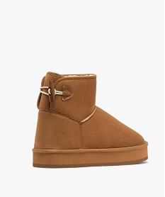 boots femme en suedine avec bouton style duffle-coat et semelle epaisse brun bottines fourreesF368901_4