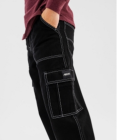 jean cargo a coupe large et surpiqures contrastantes homme noir standardG415301_3
