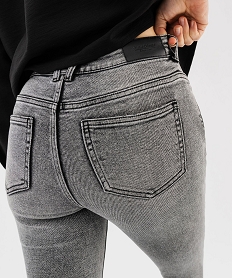 jean slim taille normale en denim extensible delave femme grisG444701_4