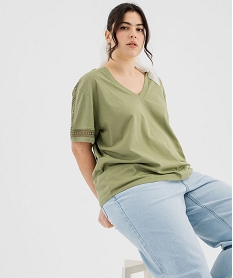 tee-shirt manches courtes avec details brodes femme grande taille kaki standard t-shirts manches courtesG481901_2