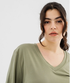 tee-shirt manches courtes en modal souple col v femme grande taille vert standard t-shirts manches courtesG482401_2