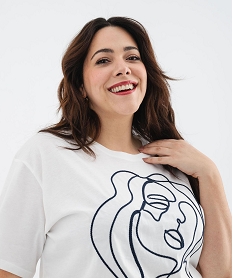 tee-shirt manches courtes et col rond brode femme grande taille blanc t-shirts manches courtesH226301_3