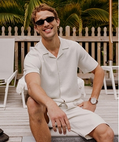 GEMO Chemise manches courtes en maille fantaisie avec col cubain homme Beige