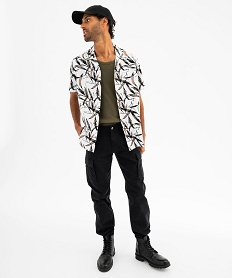 chemise a manches courtes imprimee avec col cubain homme blanc chemise manches courtesJ273401_4