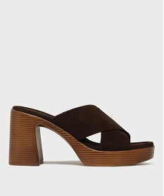 marron fonce