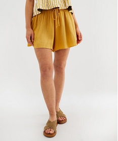 GEMO Short ample et fluide en viscose plissée femme Jaune