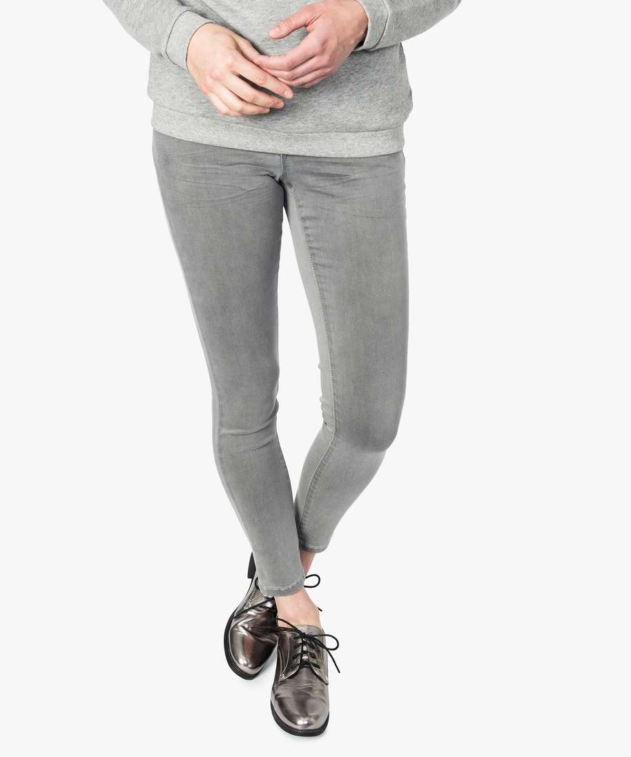 Jean gris taille clearance basse