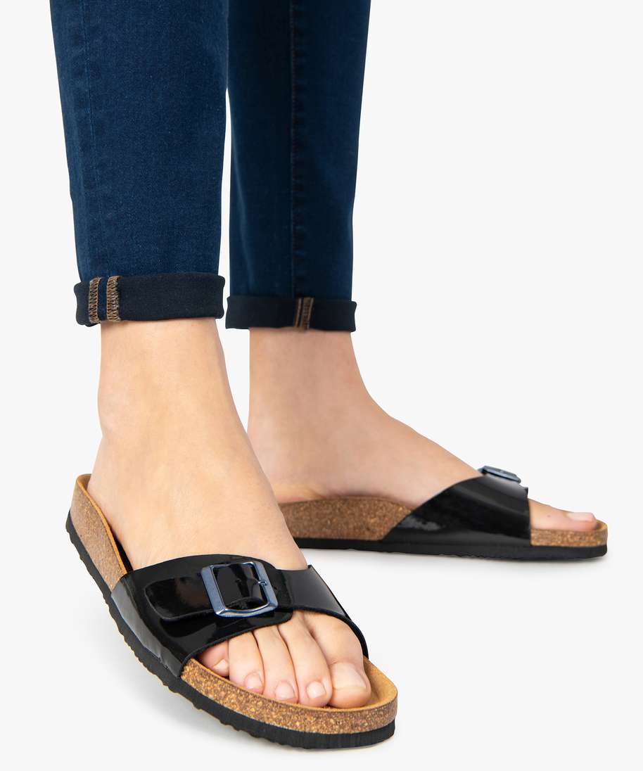 Mules pieds top larges