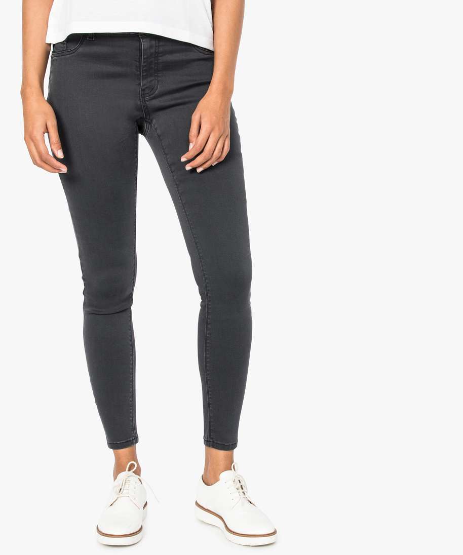jean skinny en stretch effet push-up noir pantalons jeans et leggings