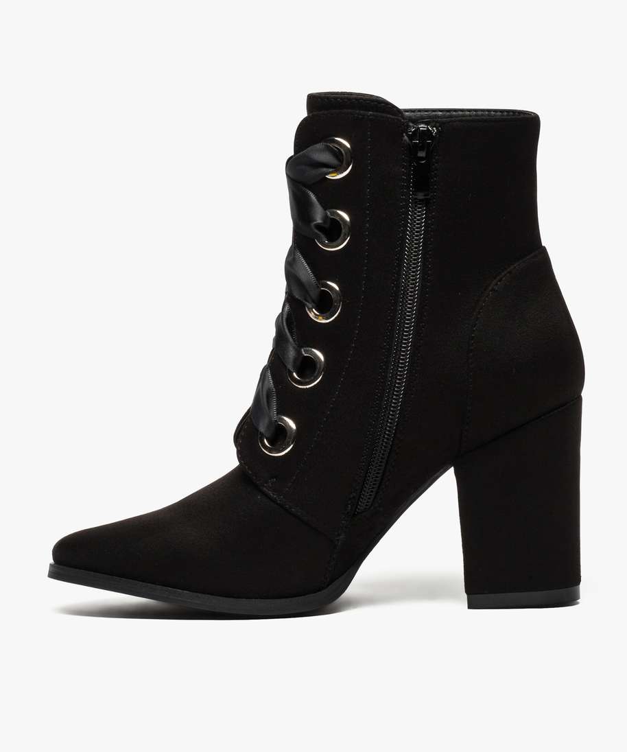 bottines gros oeillets