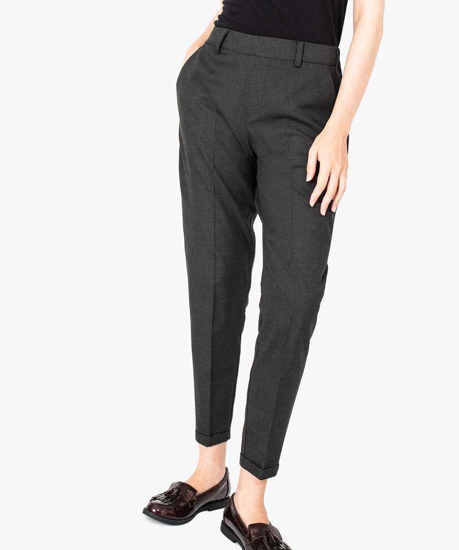 pantalon de jogging femme avec revers en bas de jambes noir pantalons femme