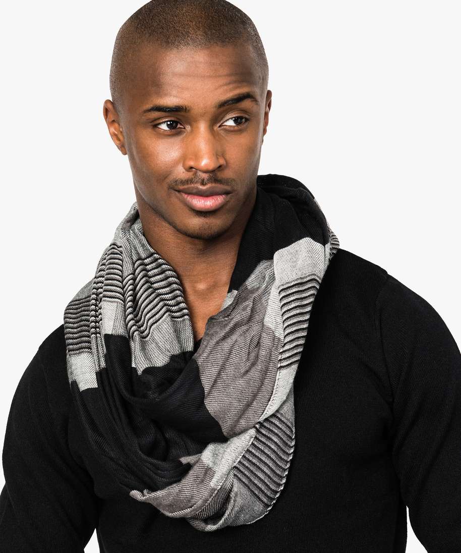 foulard homme a carreaux noir foulard echarpes et gants