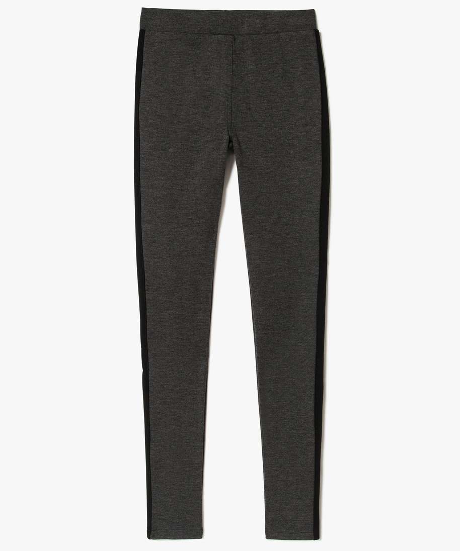 Fille en pantalon moulant best sale