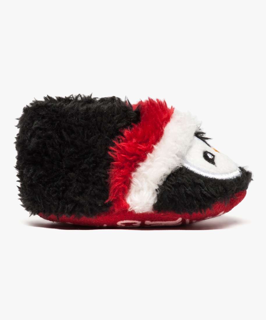 chaussons de naissance duveteux avec motif de noel brode noir standard  chaussons