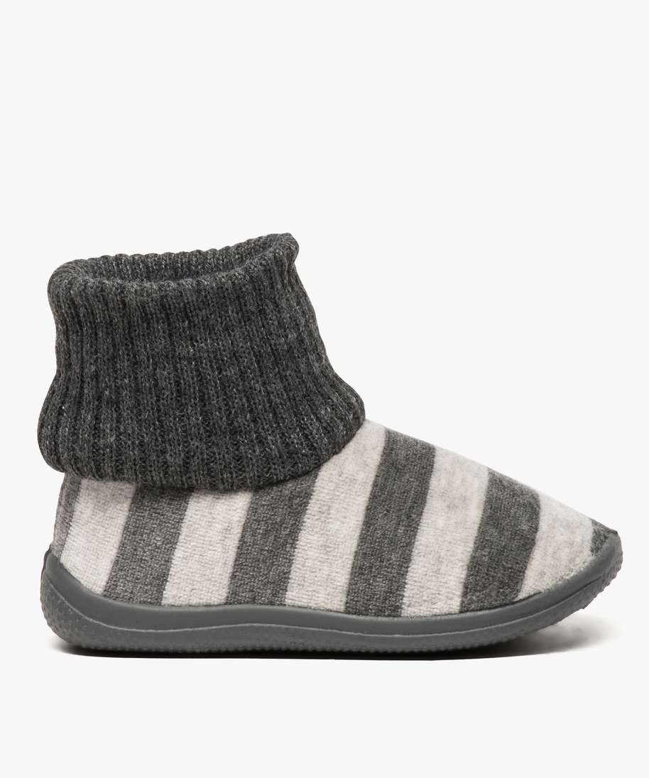 chaussons bebe a rayures avec tige facon chaussettes gris bebe