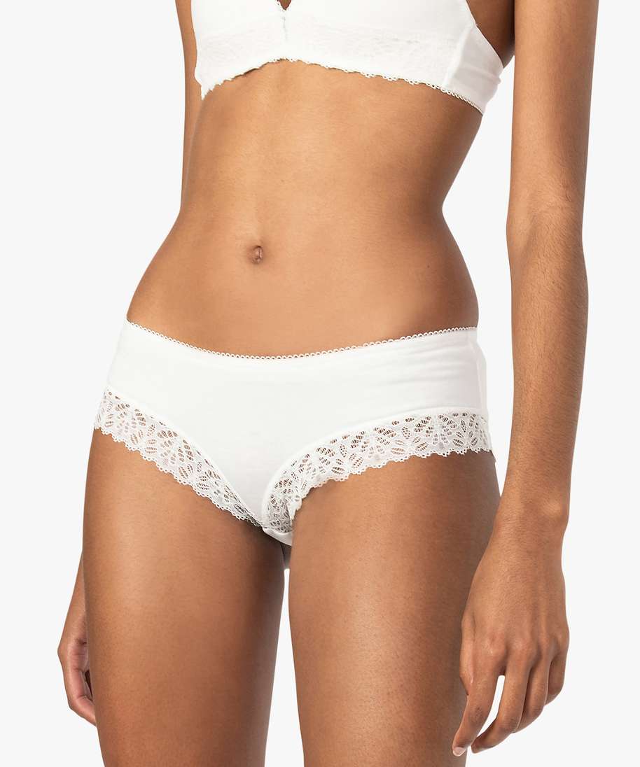 shorty femme en coton bio et dentelle recyclee beige shorties femme