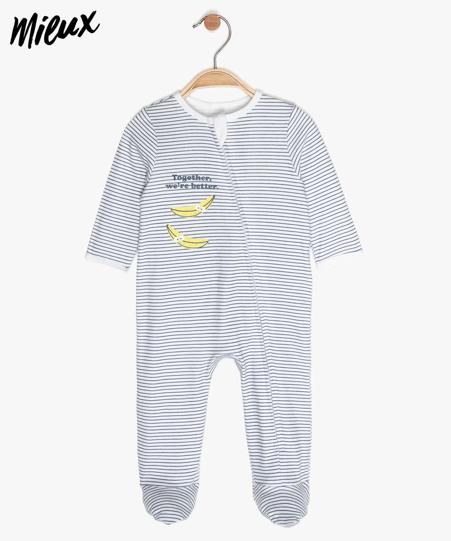pyjama bebe garcon en velours a rayures sur lavant blanc