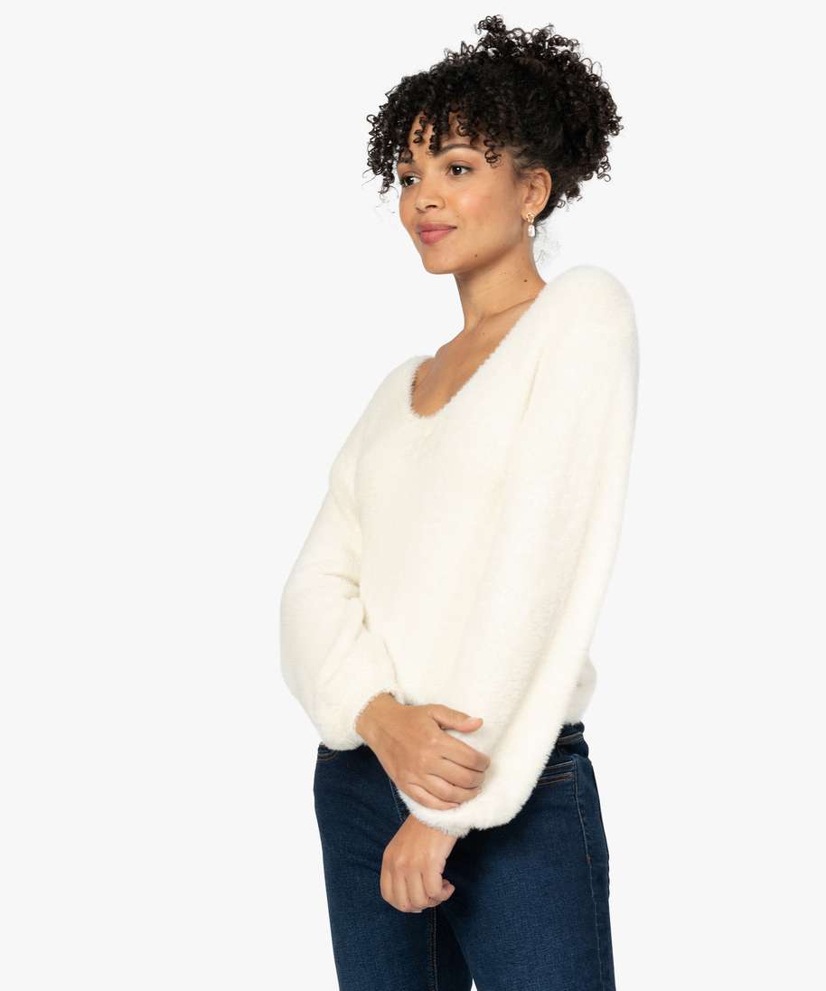 Pull beige femme col v online